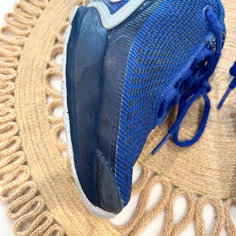 Nike Air Max DN Grade School Hyber Blue Sneakers FB8987-400 Size 1.5Y